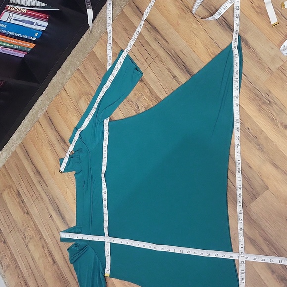 COME N SEE Emerald Green Cold Shoulder 3/4 Sleeve Swing Tunic Top- Plus Size - Picture 7 of 8